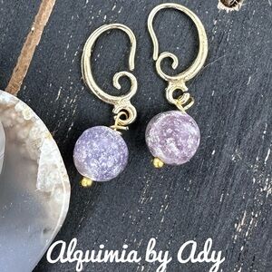 Alquimia Gold and Purple Earrings lepidolite